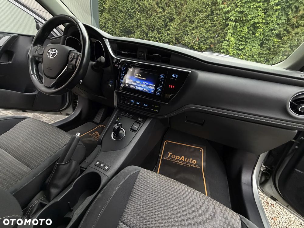 Toyota Auris 1.8 HSD Luna - 15