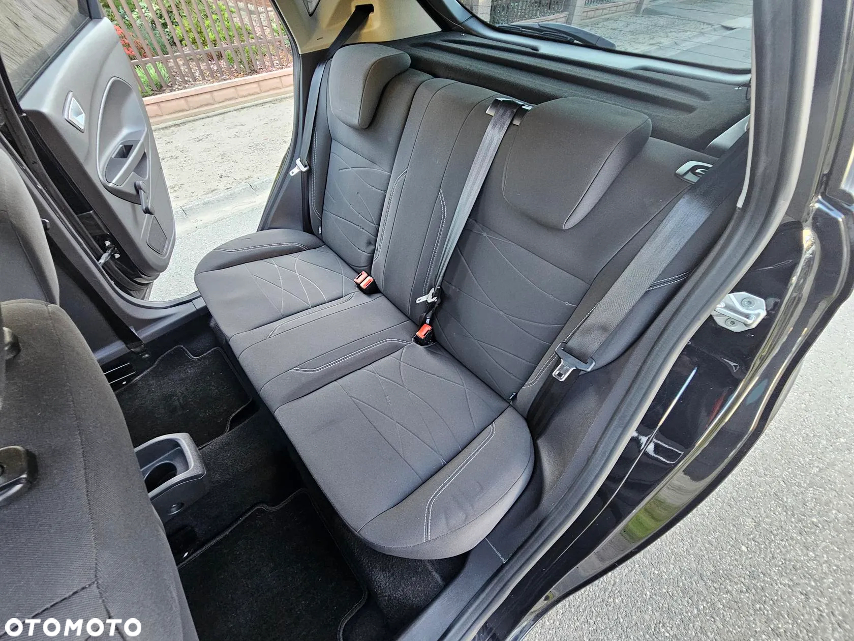 Ford Fiesta 1.0 Trend - 29