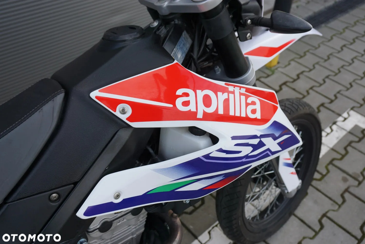 Aprilia SX - 17