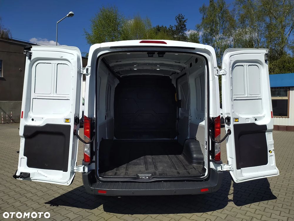 Ford TRANSIT # MAŁY PRZEBIEG # GWARANCJA MECHANICZNA 1 - ROK # FAKTURA VAT 23% - 13