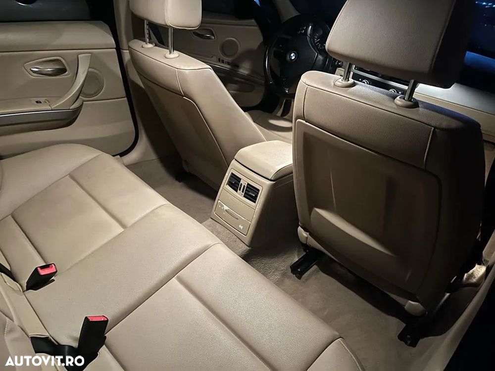 BMW Seria 3 318d Touring - 5