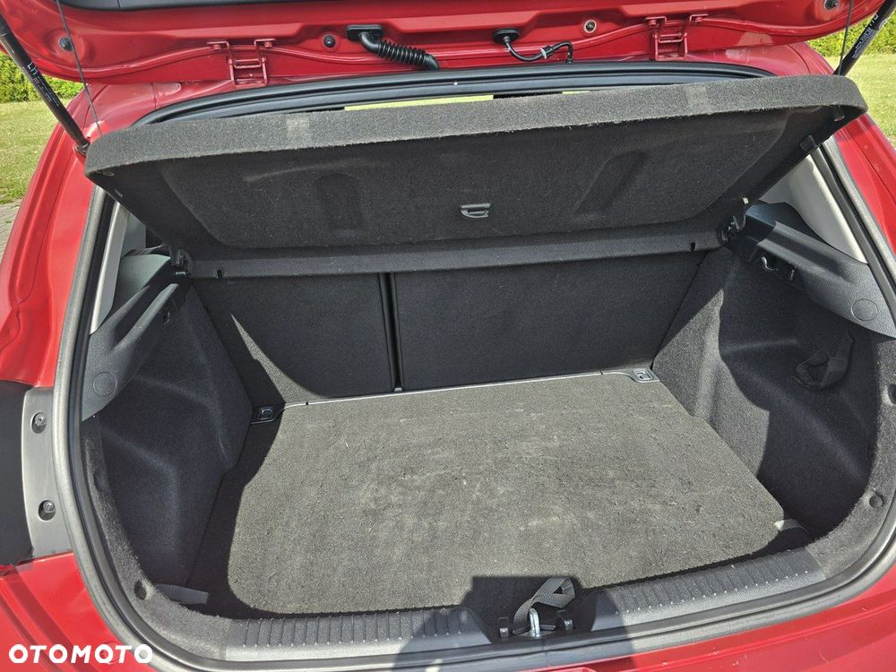 Kia Ceed - 22