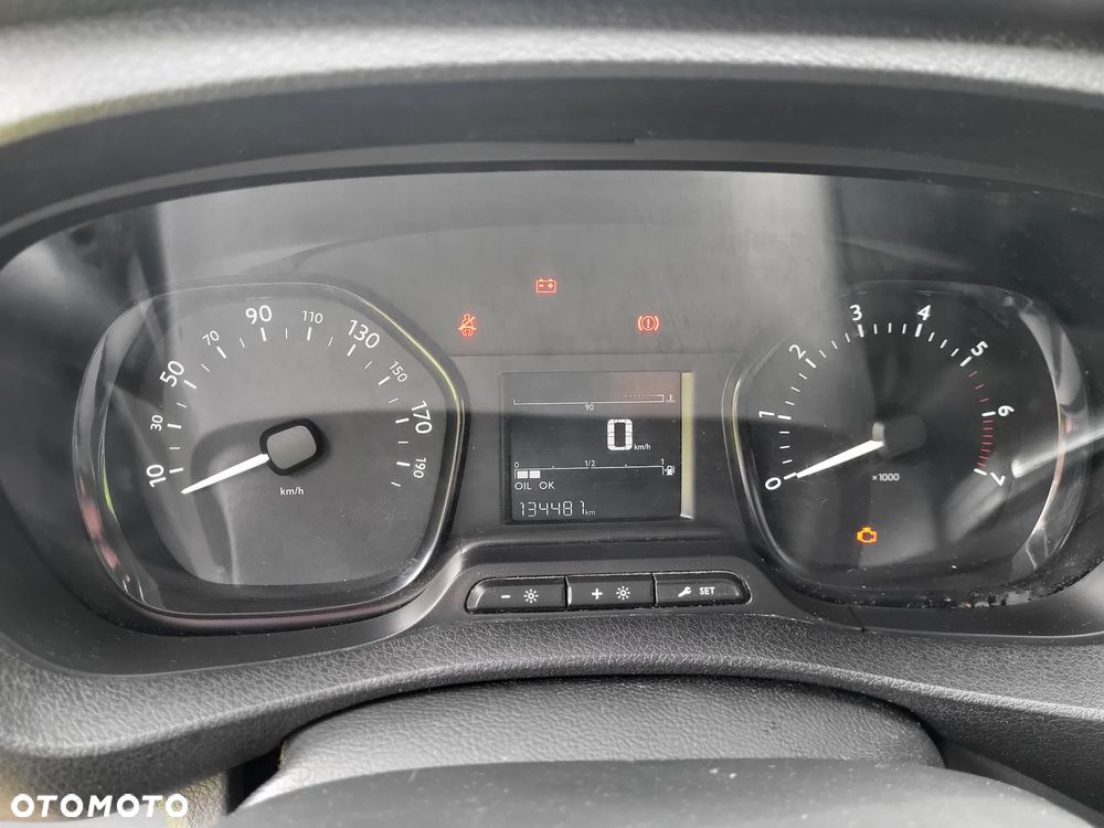 Opel Vivaro - 15