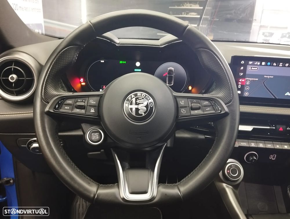 Alfa Romeo Tonale 1.5 Hybrid Veloce - 19