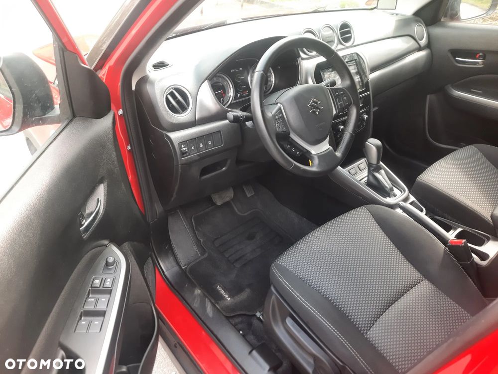 Suzuki Vitara 1.0 Boosterjet Premium 2WD - 11