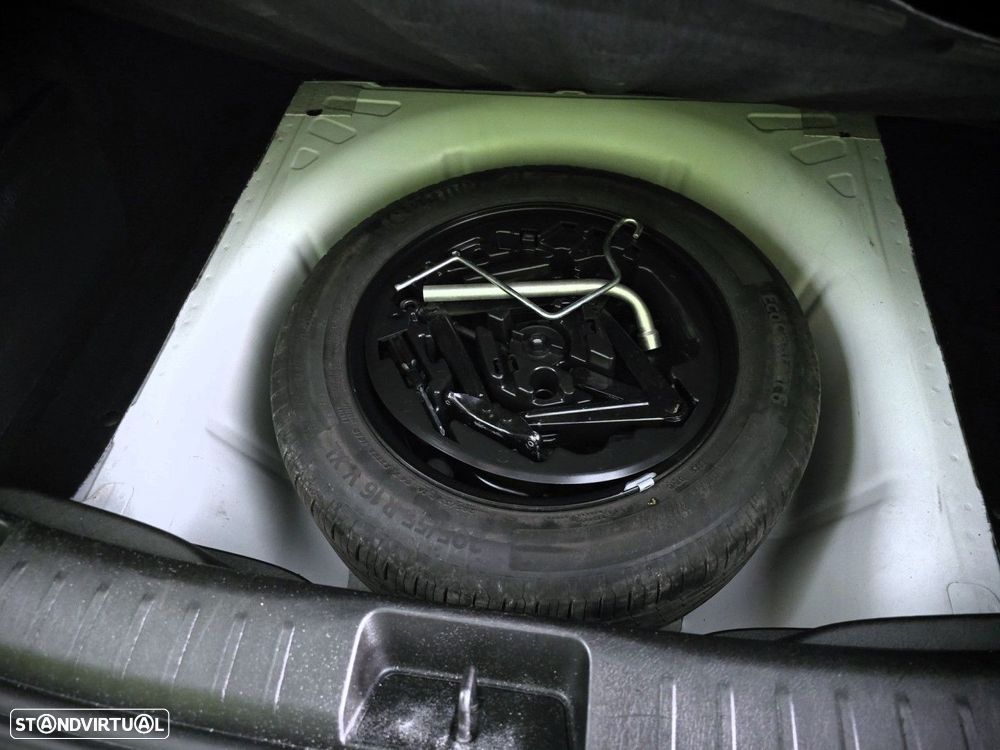 Fiat Tipo Station Wagon 1.3 M-Jet Street - 39