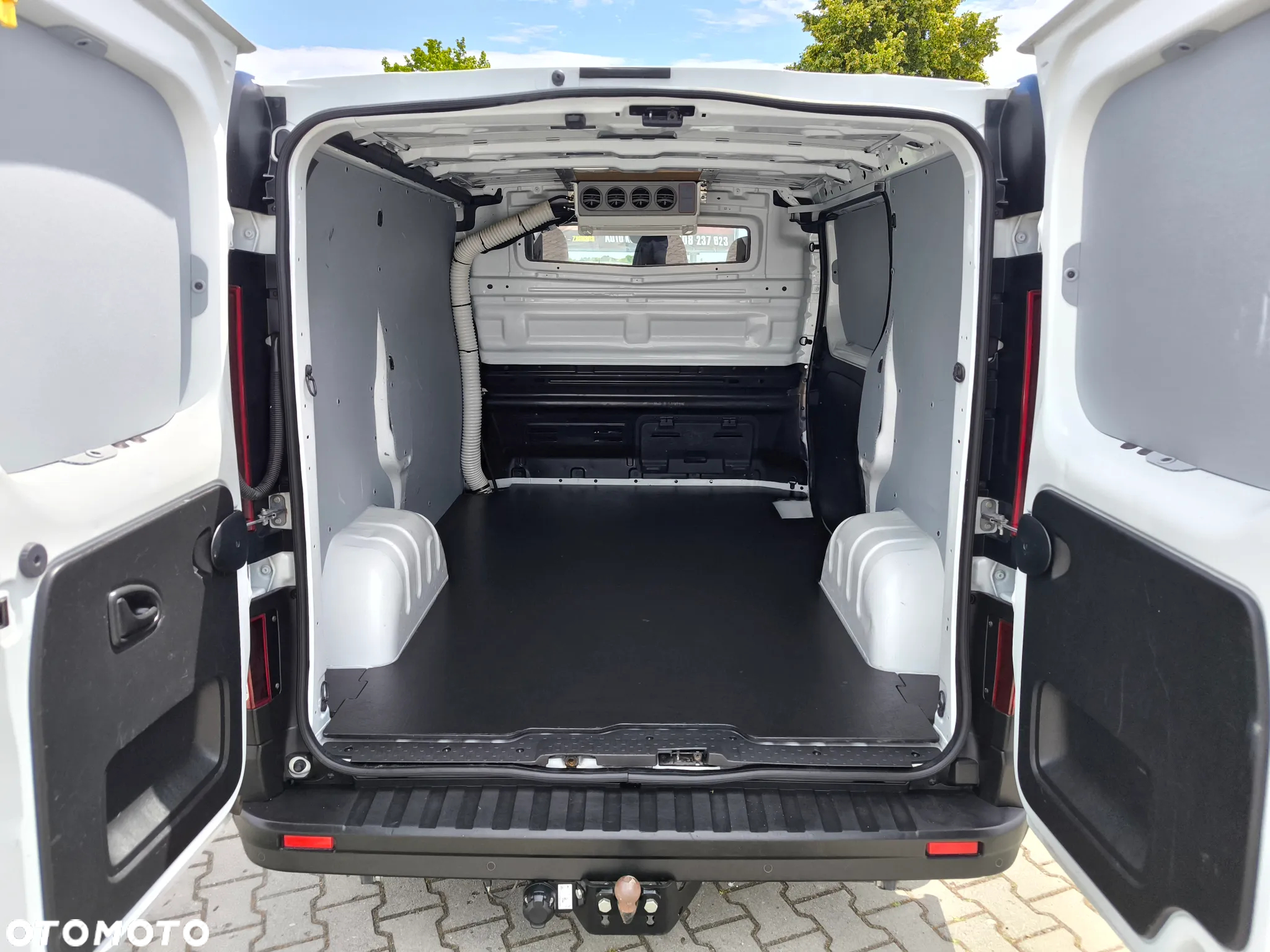 Renault Trafic - 14