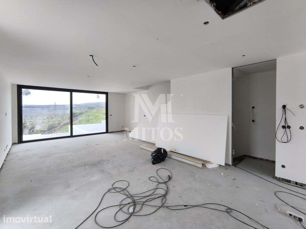 Moradia Geminada de 2 pisos em Vila Franca - Viana do Castelo - Grande imagem: 3/17