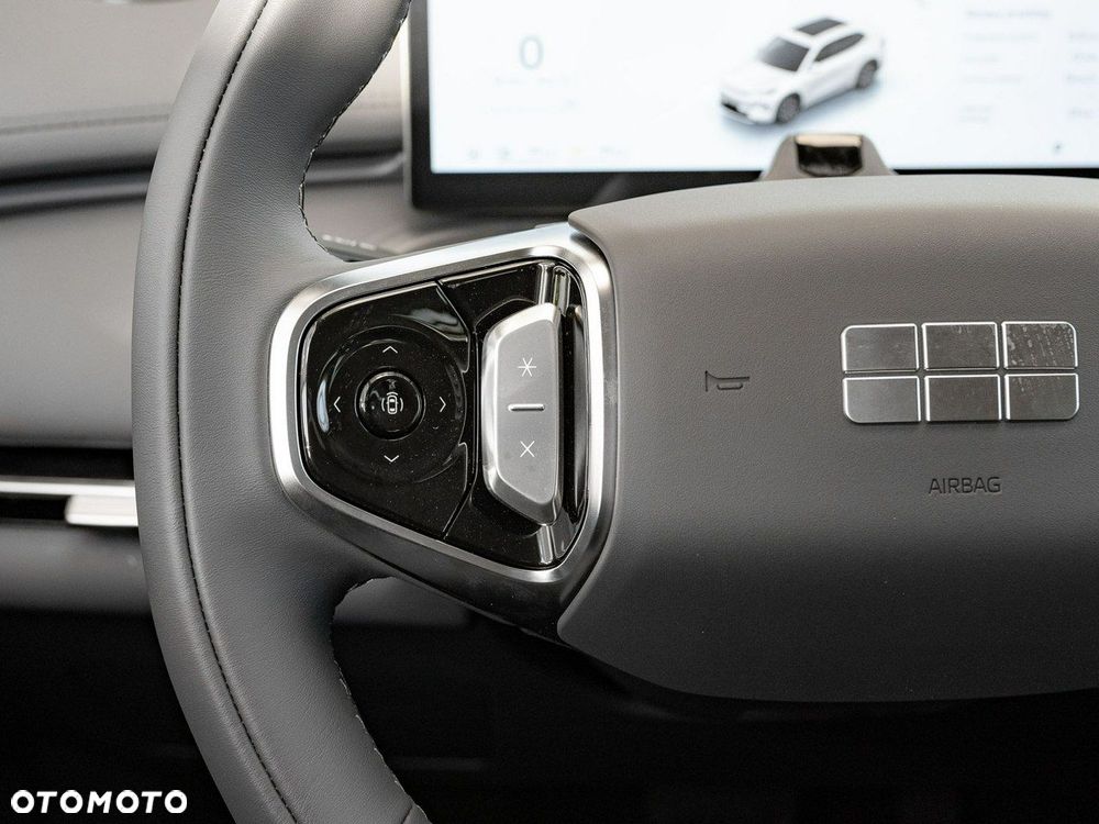 Geely Starray EM-i 1.5 PHEV Pro - 28