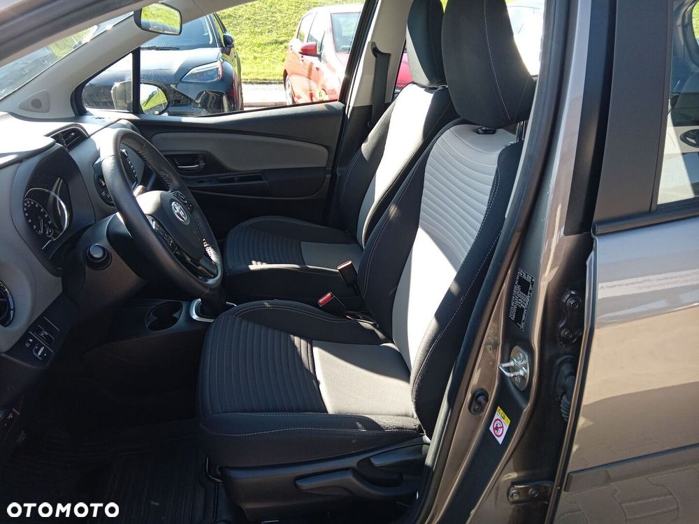 Toyota Yaris - 14
