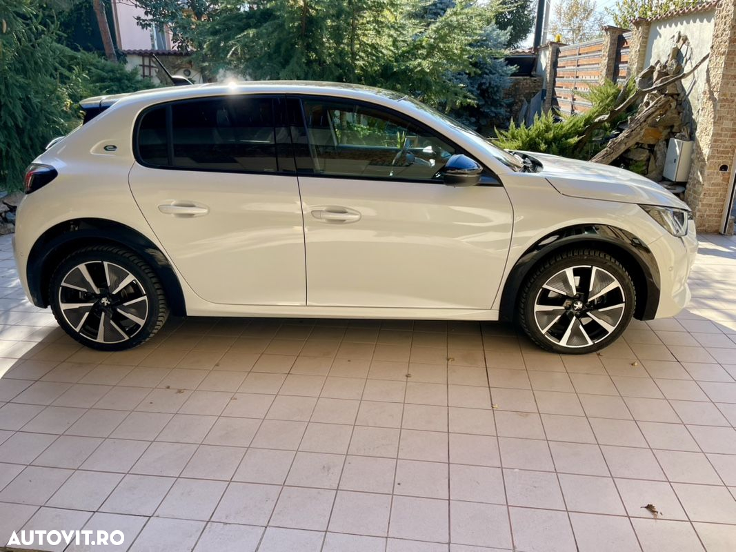 Peugeot 208 e-208 GT Pack - 3