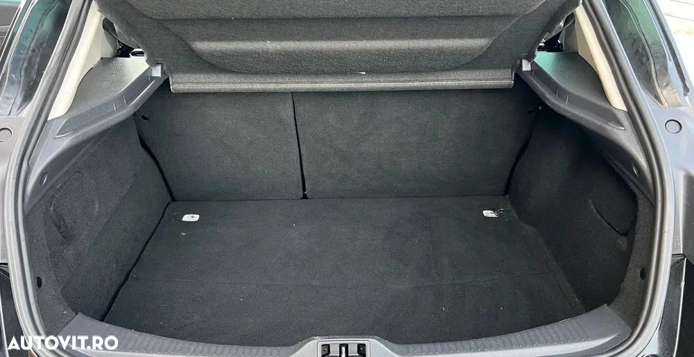 Renault Megane Grandtour ENERGY TCe 115 Start & Stop Bose Edition - 8