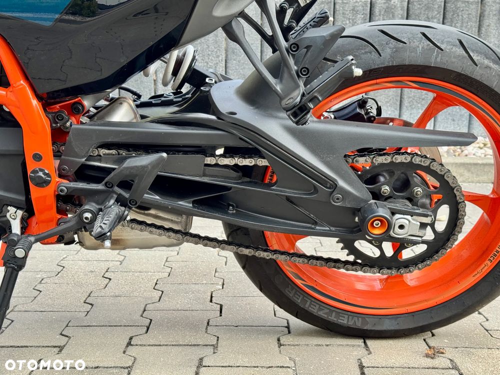 KTM Duke 390 - 13