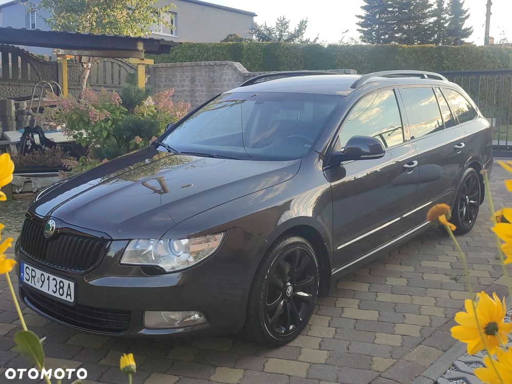 Skoda Superb 2.0 TDI Ambition - 1