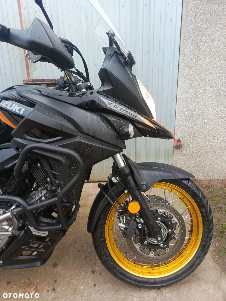 Suzuki DL - 3
