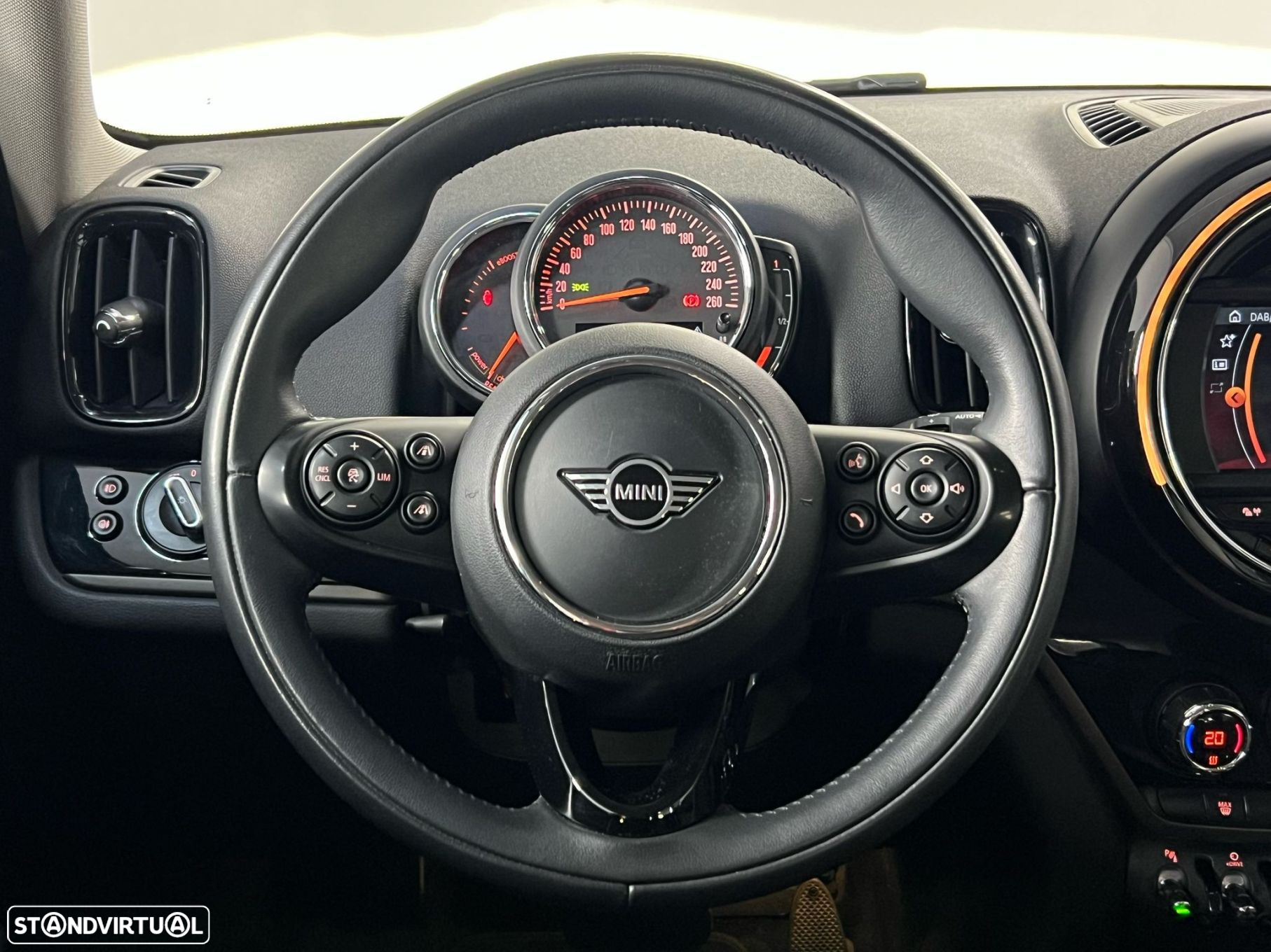 MINI Countryman Cooper SE ALL4 Auto - 9