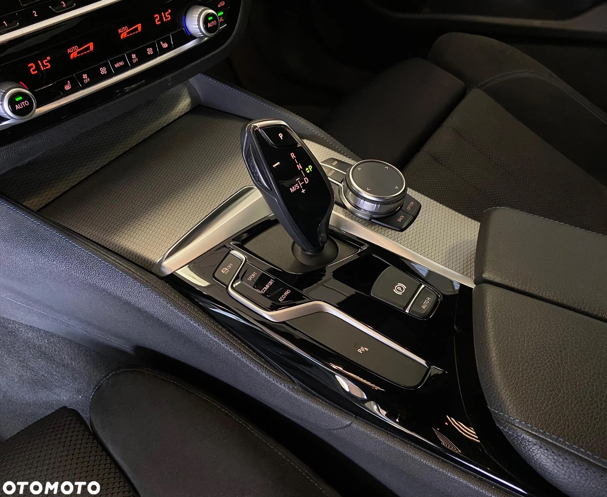 BMW Seria 5 518d Sport Line sport - 11