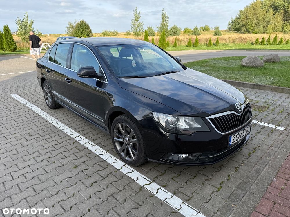 Skoda Superb 2.0 TDI Business DSG - 1