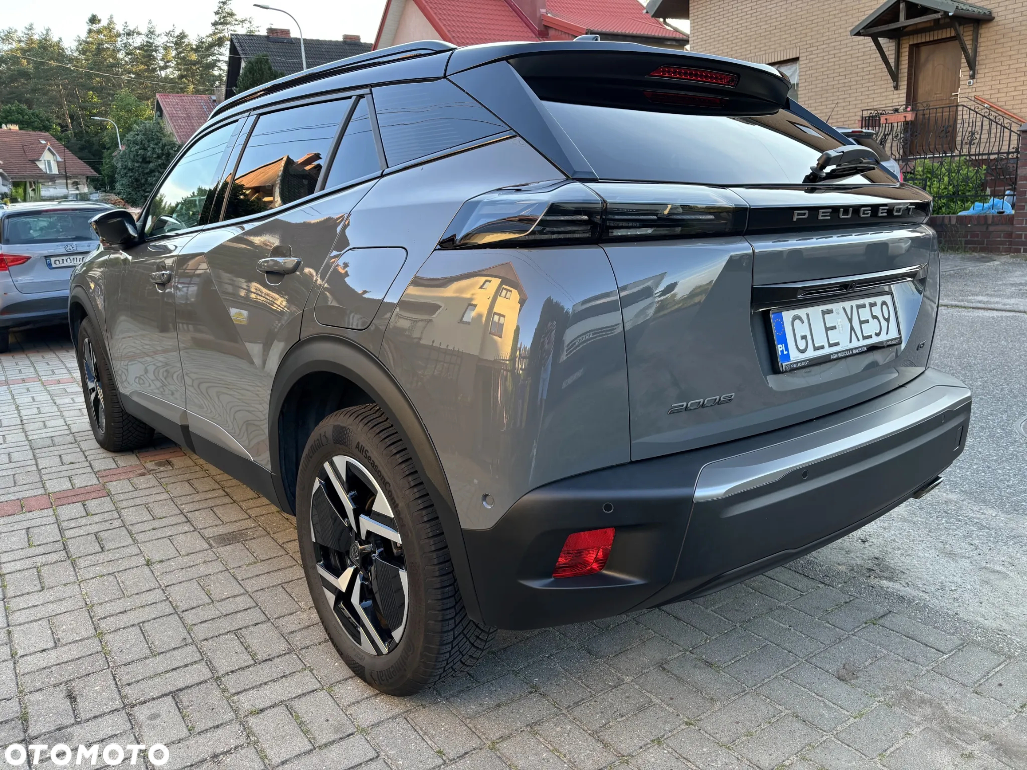 Peugeot 2008 1.5 BlueHDi GT S&S EAT8 - 4