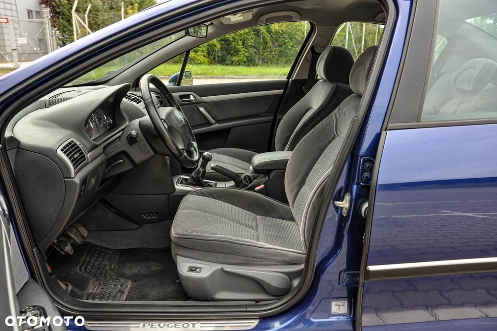 Peugeot 407 - 7