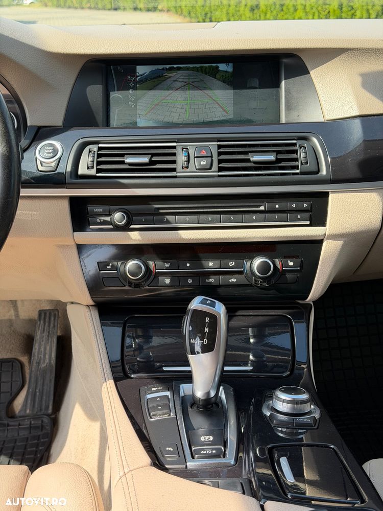 BMW Seria 5 520d Sport-Aut. - 7