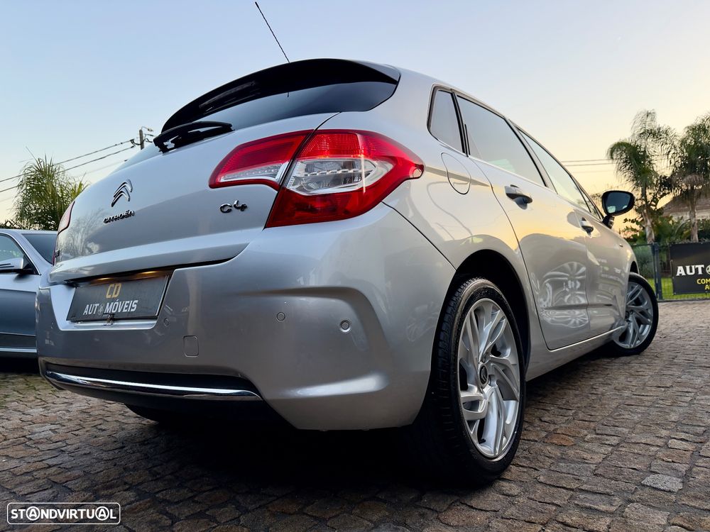 Citroën C4 HDi 110 Exclusive - 15