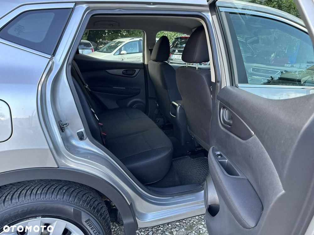 Nissan Qashqai - 15