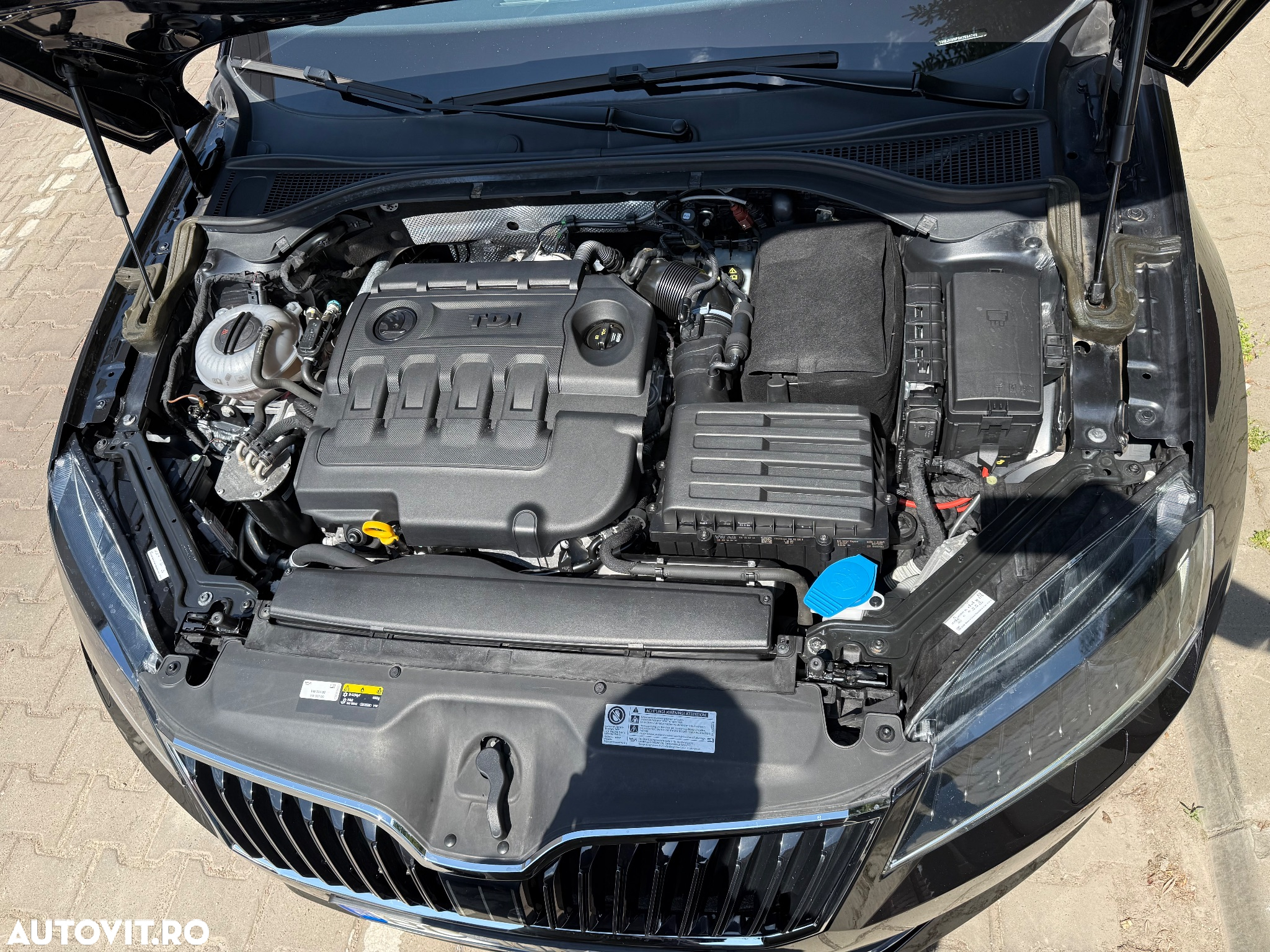 Skoda Superb 2.0 TDI DSG Ambition - 9