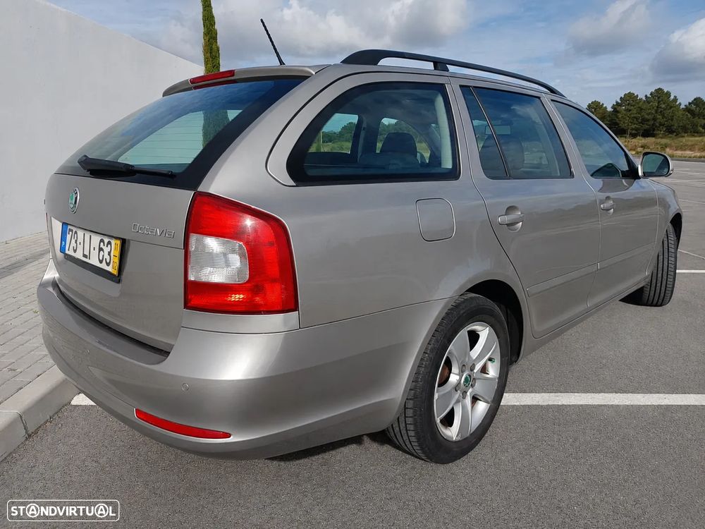 Skoda Octavia Break 1.6 TDi Ambition - 6