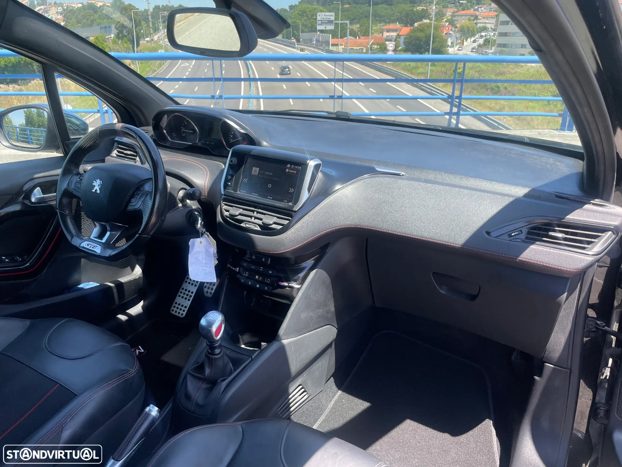 Peugeot 208 1.6 e-THP GTi - 23