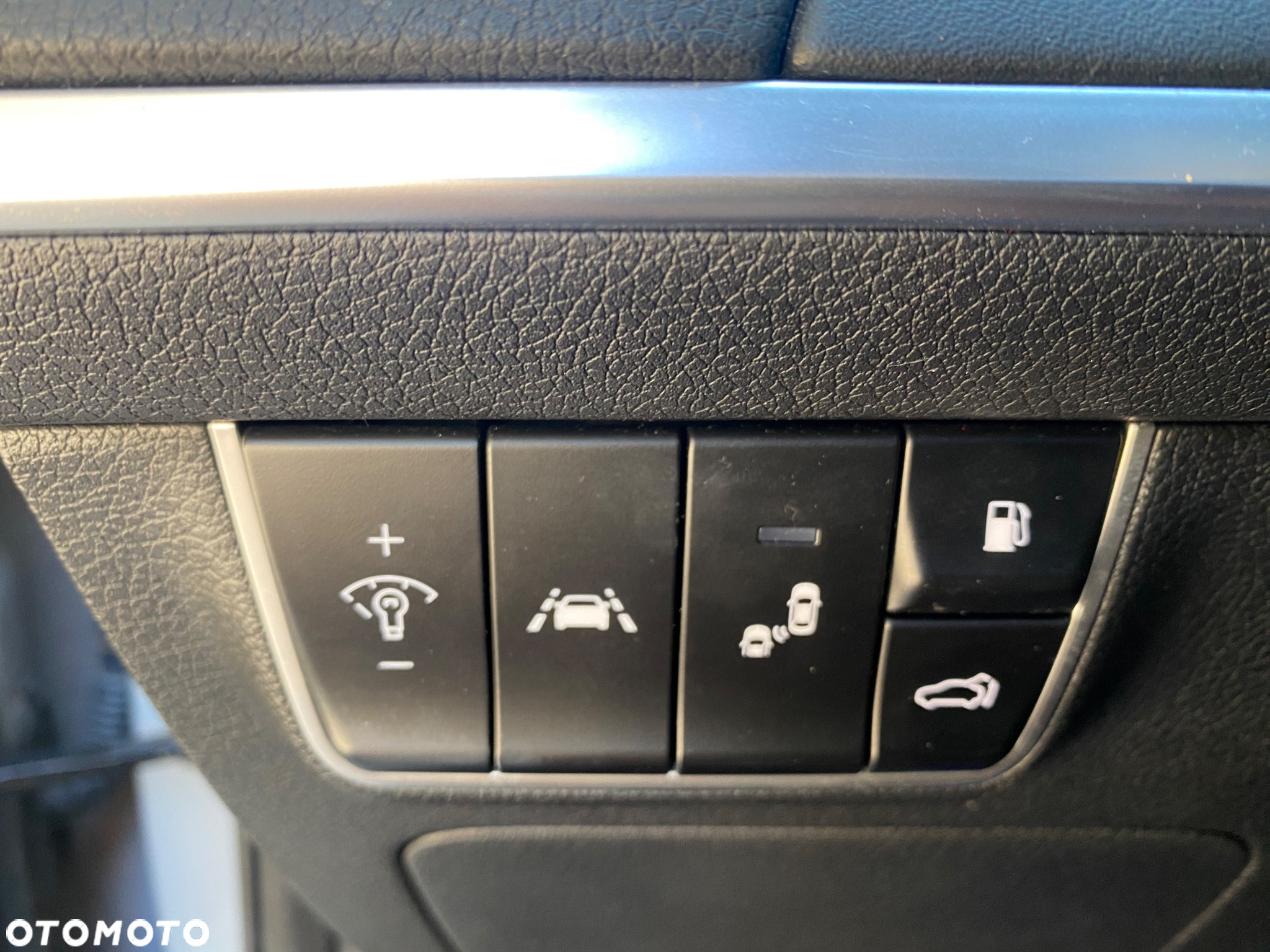 Kia Stinger 3.3 T-GDI V6 GT AWD - 34