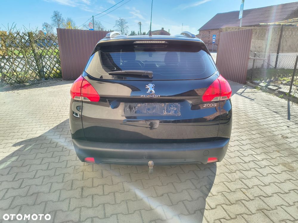 Peugeot 2008 - 10