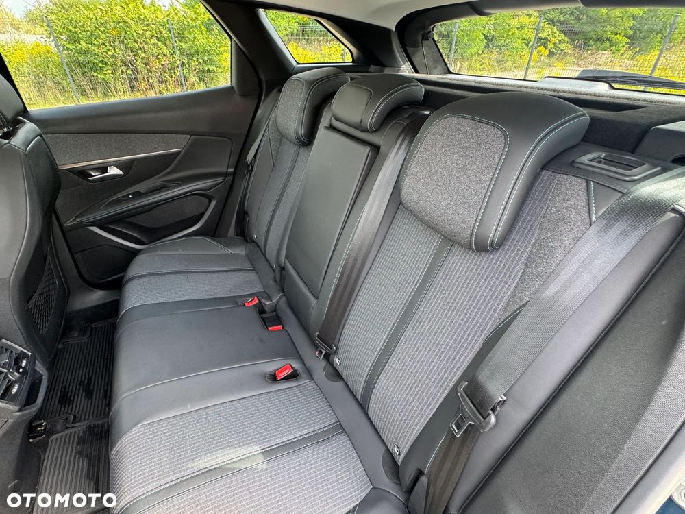 Peugeot 3008 1.2 PureTech Allure Pack S&S EAT8 - 8