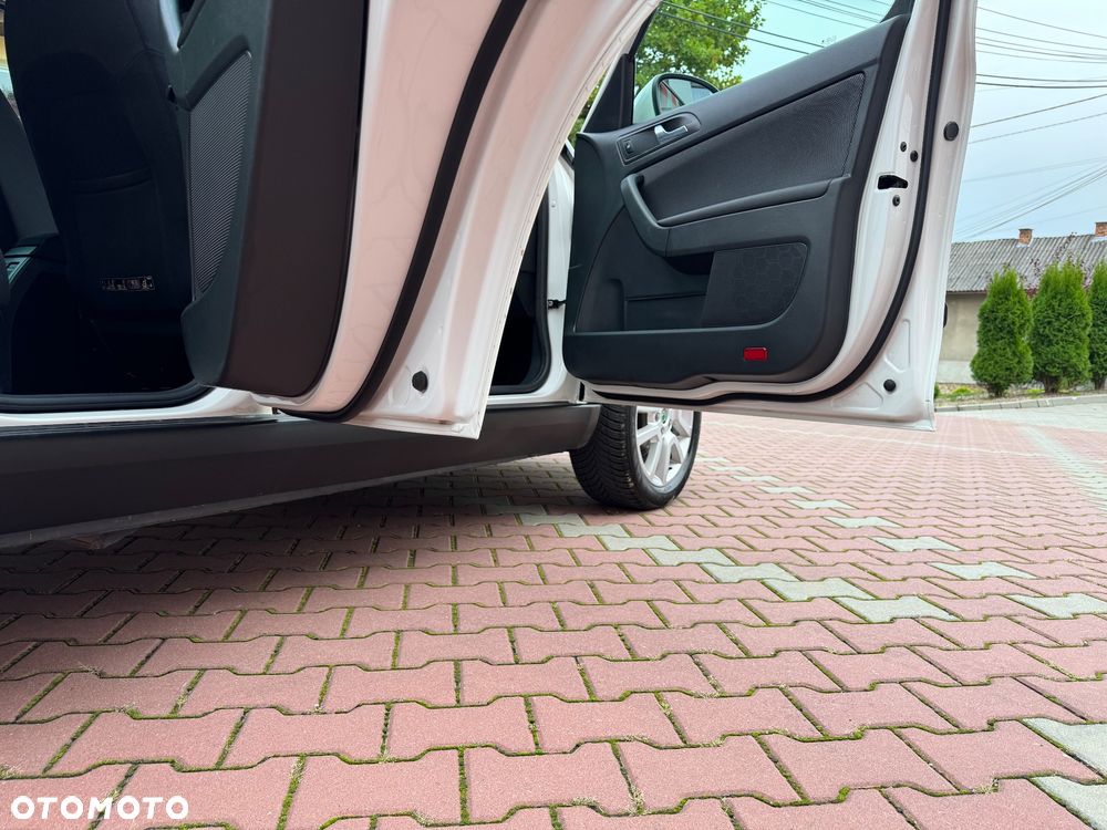 Skoda Yeti 1.4 TSI Elegance PLUS EDITION - 14