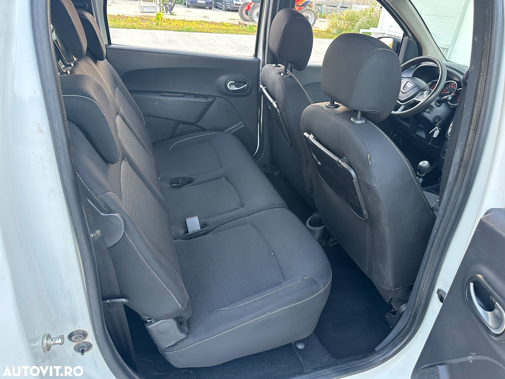 Dacia Lodgy 1.5 Blue dCi Ambiance - 18