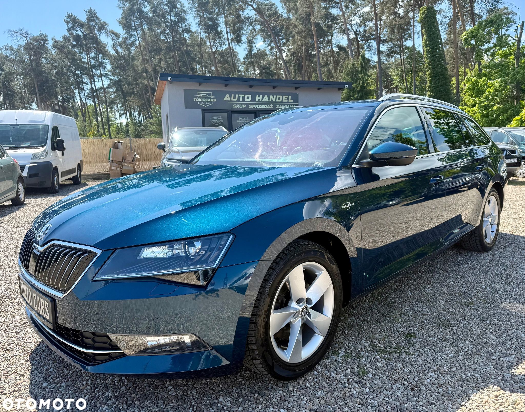 Skoda Superb 2.0 TDI DSG L&K - 1
