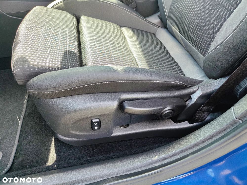 Opel Astra 1.2 T Business Elegance S&S - 15