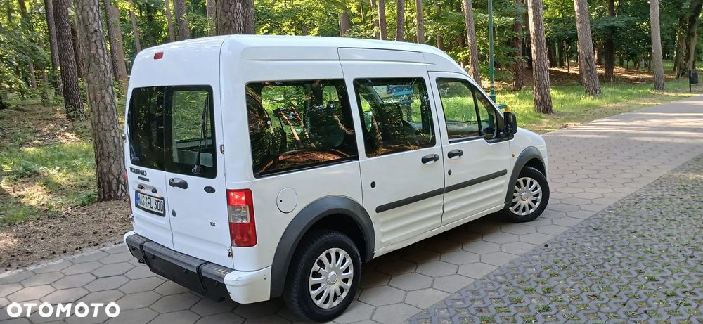 Ford Tourneo Connect - 5