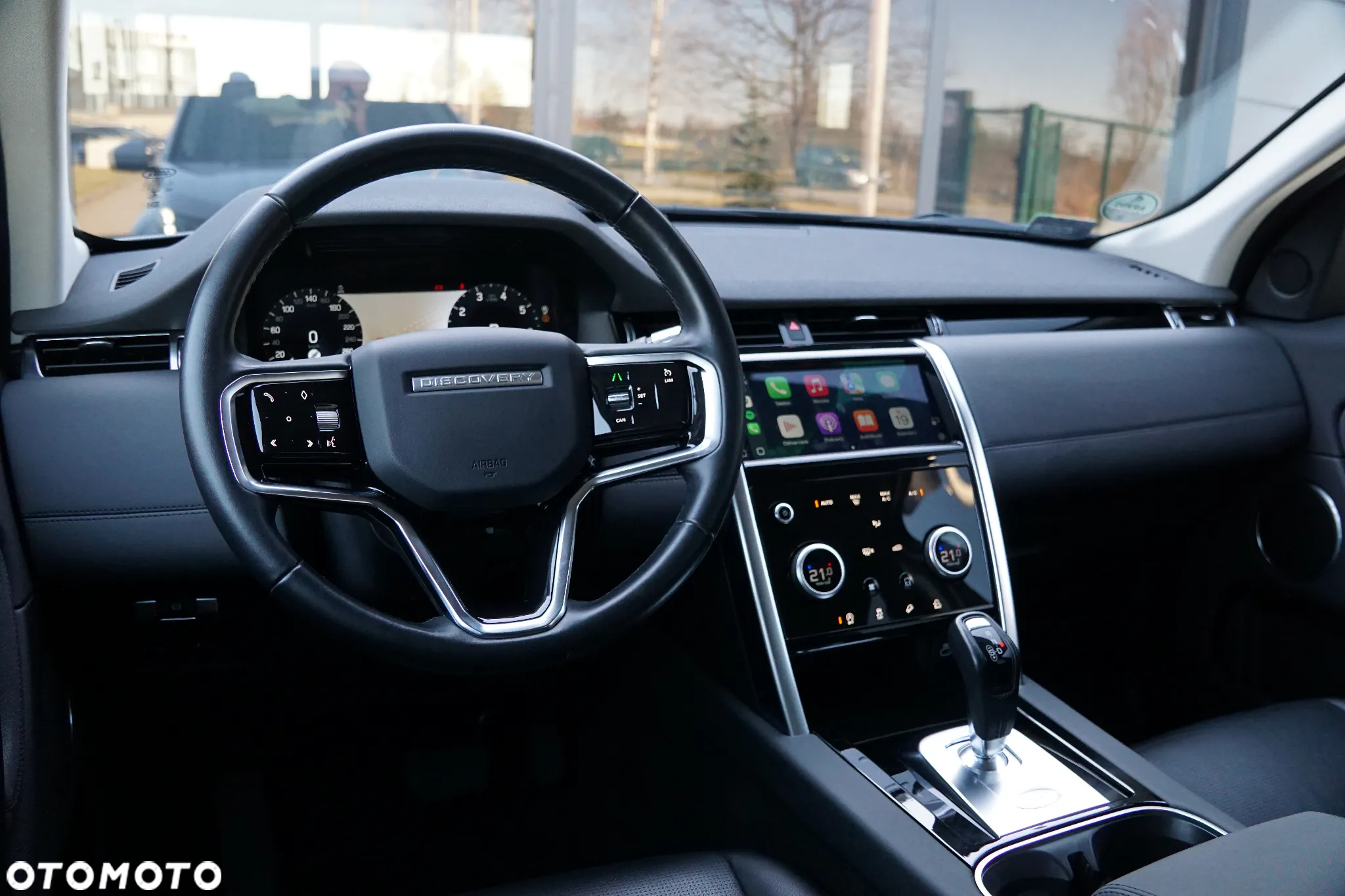 Land Rover Discovery Sport - 34