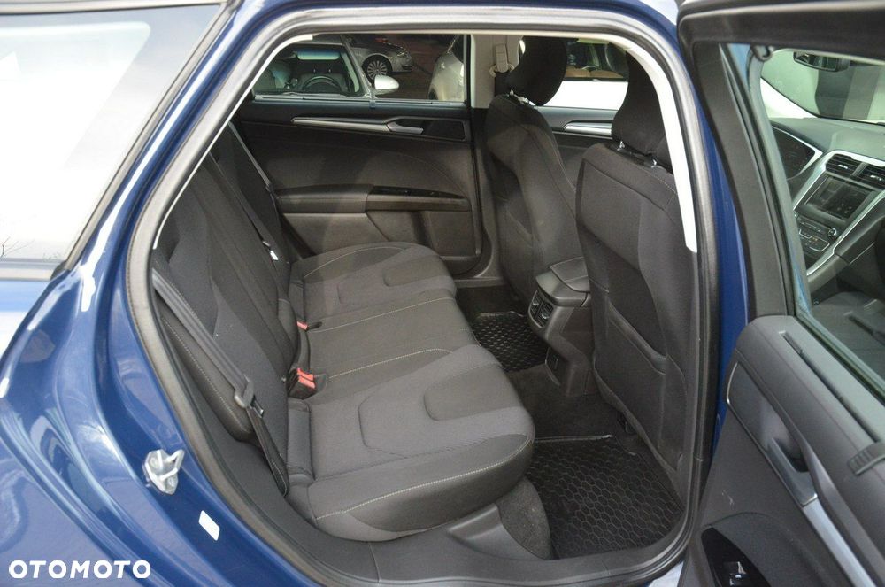 Ford Mondeo 2.0 EcoBlue Titanium - 28