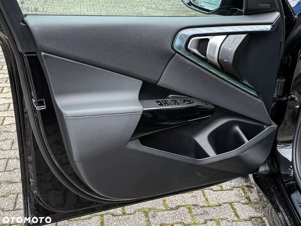 BMW X3 xM50 mHEV - 19