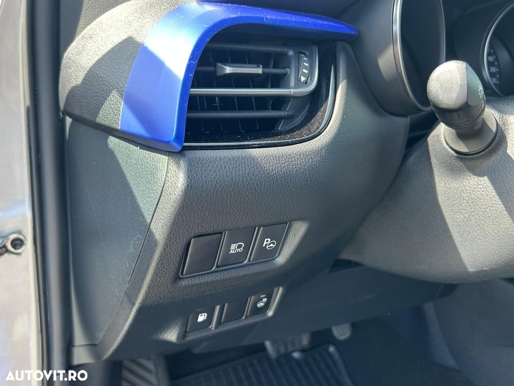 Toyota C-HR Style Selection - 12