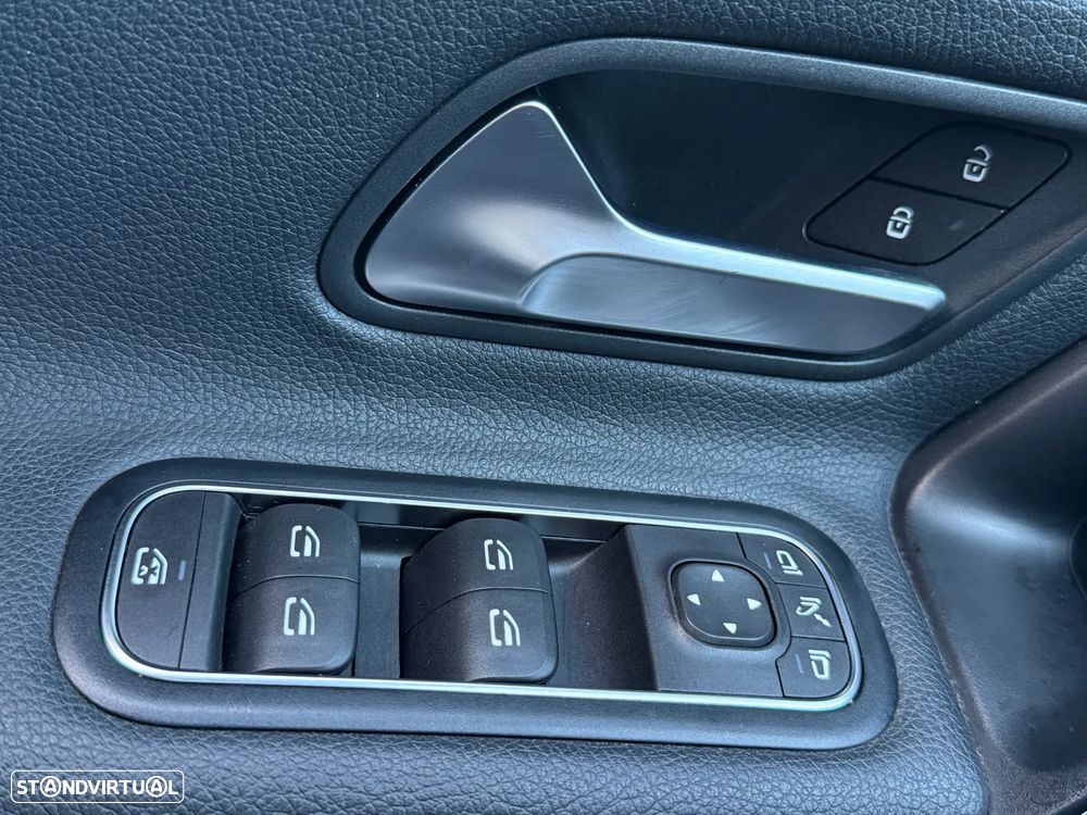 Mercedes-Benz A 200 d 8G-DCT Progressive - 34