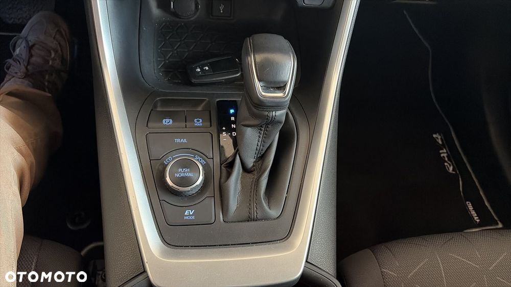 Toyota RAV4 2.5 Hybrid Executive 4x4 - 13