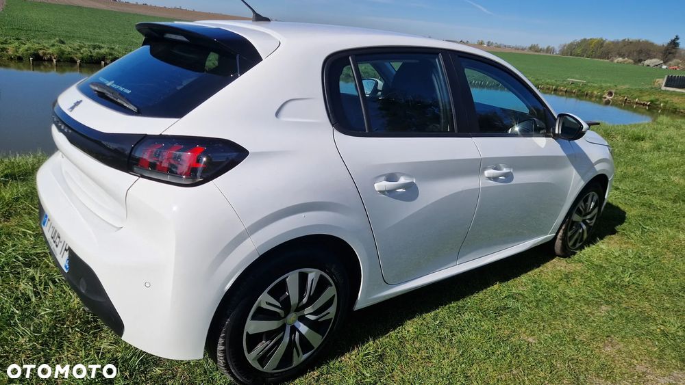 Peugeot 208 PureTech 75 Allure - 16