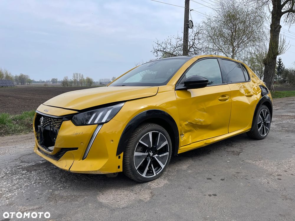 Peugeot 208 GT Line - 4