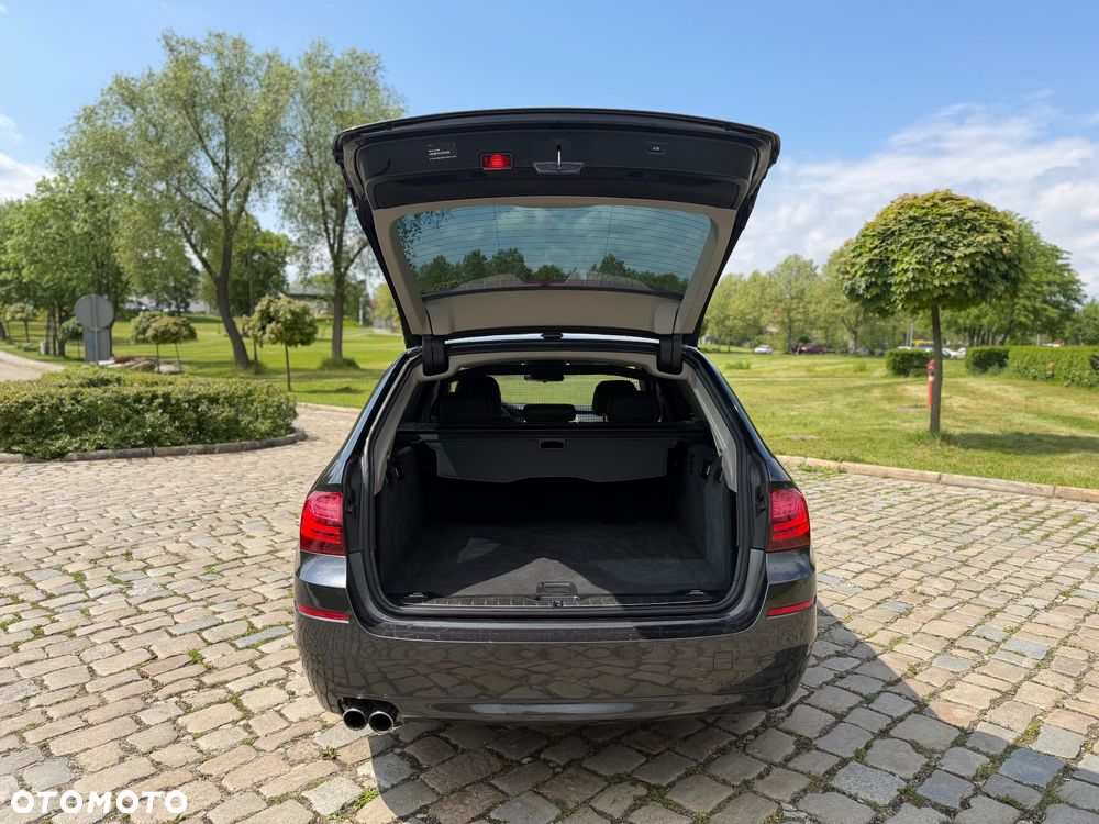 BMW Seria 5 520d Luxury Line - 17