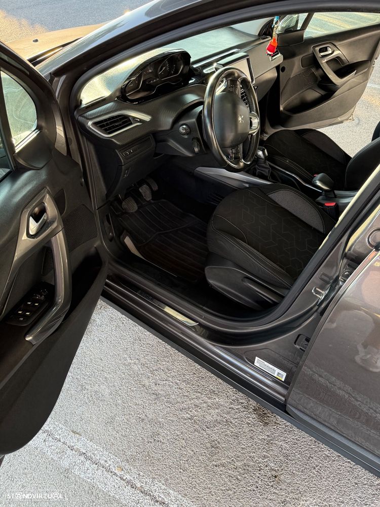 Peugeot 2008 1.6 BlueHDi Style - 7