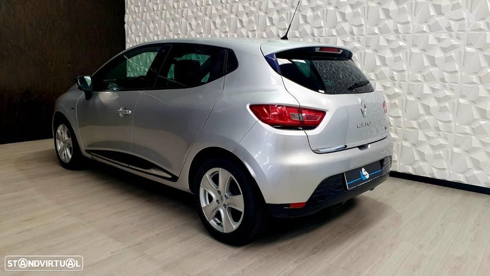 Renault Clio 0.9 TCe Limited - 8