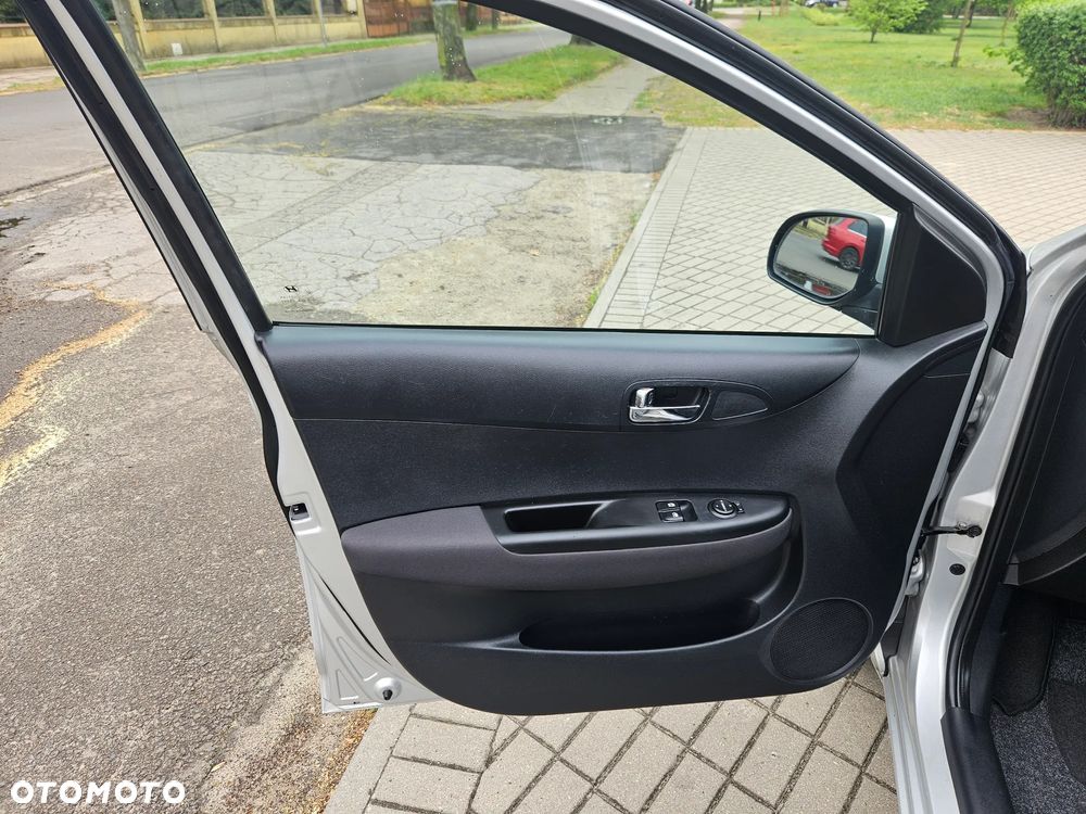 Hyundai i20 1.2 Edition Plus - 11